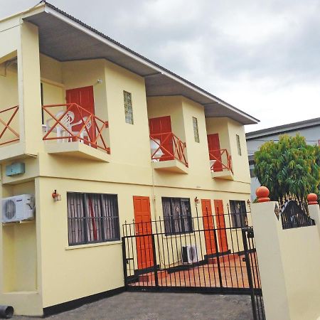 Sundeck Suites Boissiere Village Exterior photo